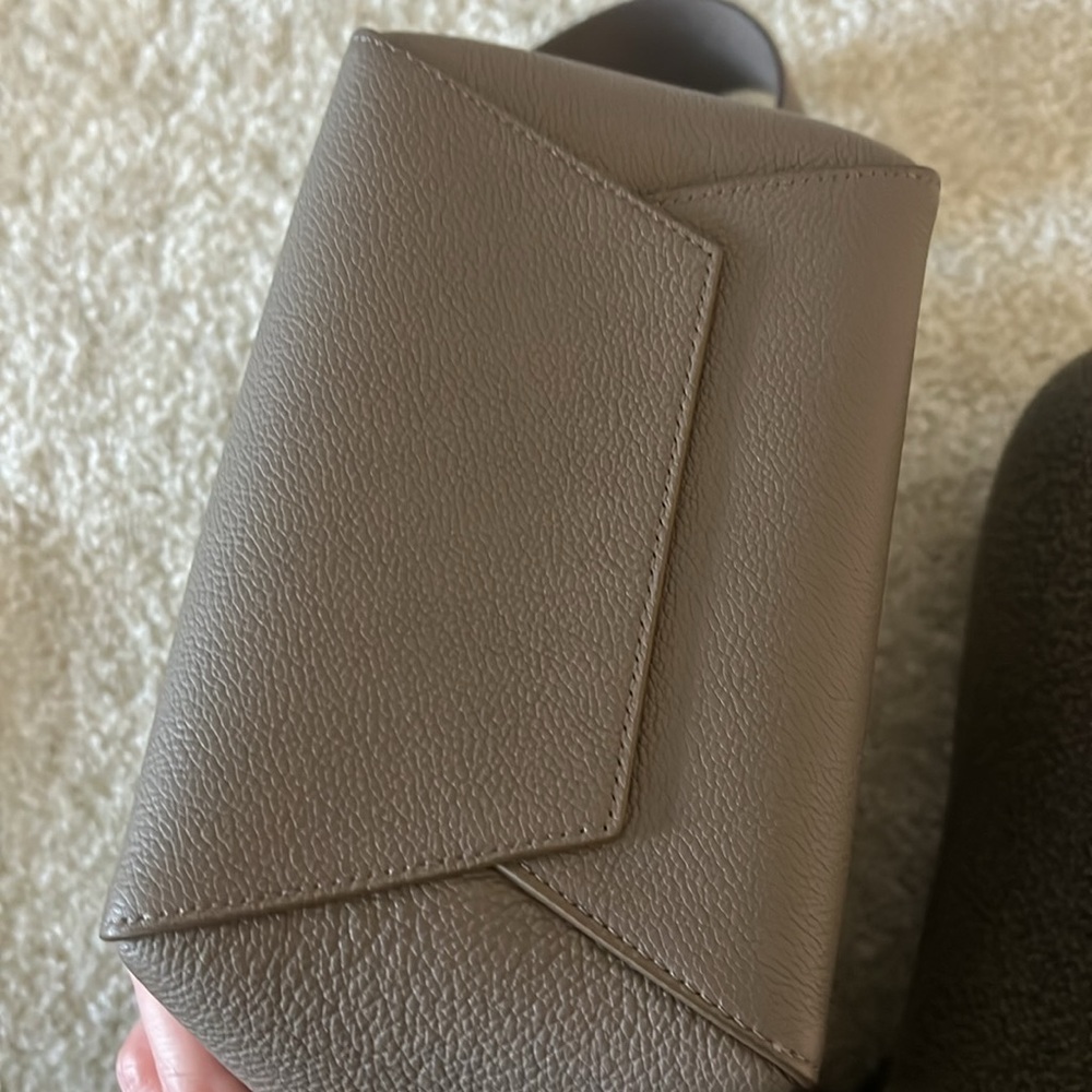 Celine Sangle - Picture 3 of 5